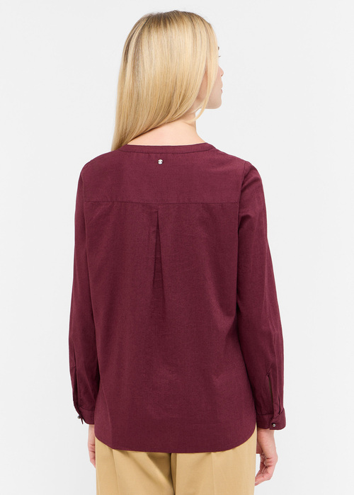 Mustang® Emma V Neck - Port Royale